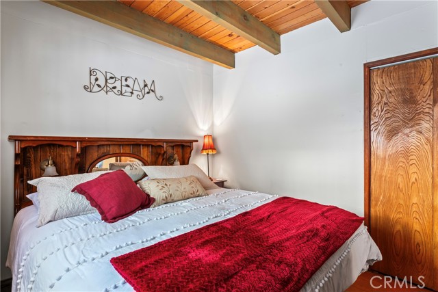 Detail Gallery Image 7 of 42 For 332 Wylerhorn Dr, Crestline,  CA 92325 - 4 Beds | 2/1 Baths