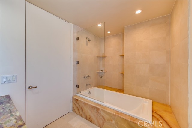 Detail Gallery Image 57 of 75 For 143 Union Jack Mall, Marina Del Rey,  CA 90292 - 5 Beds | 5/2 Baths