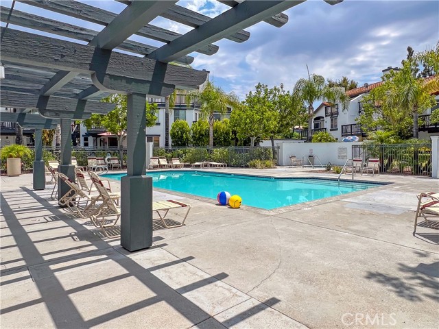 40 Lobelia, Rancho Santa Margarita CA: https://media.crmls.org/medias/26caaf42-983c-4f04-ba83-1bd46d29ac31.jpg