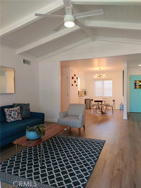 Detail Gallery Image 4 of 32 For 1421 N Sunrise, Palm Springs,  CA 92262 - 3 Beds | 2 Baths