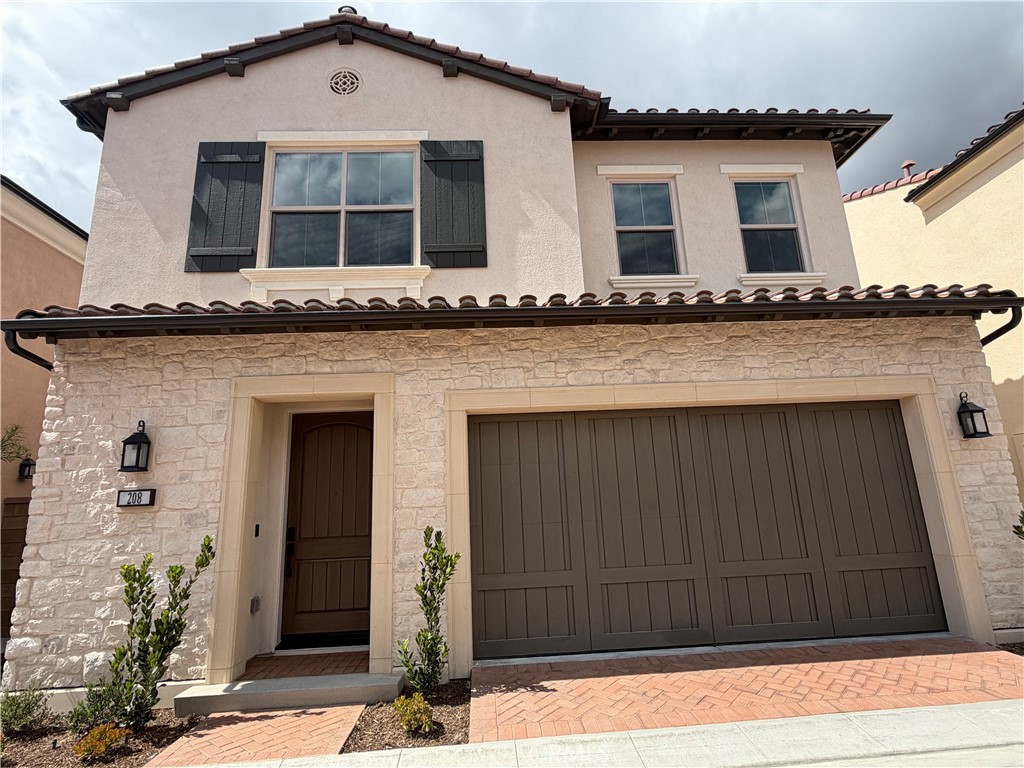 208 Maricopa