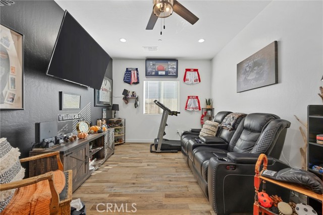 Detail Gallery Image 18 of 45 For 7600 Emerald Green, Bakersfield,  CA 93313 - 3 Beds | 2 Baths