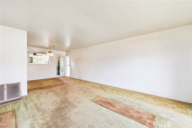Detail Gallery Image 6 of 41 For 613 Princeton Cir, Fullerton,  CA 92831 - 3 Beds | 2 Baths