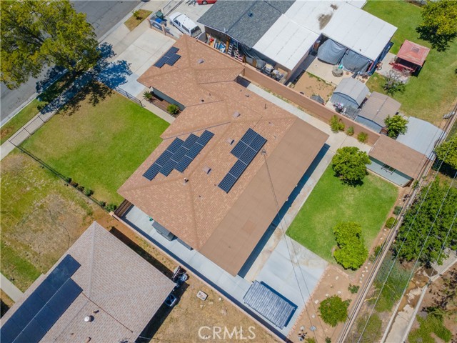 5611 Harold Street, Riverside CA: https://media.crmls.org/medias/26cd16f5-721b-4fcc-8ecf-643b4bfd329e.jpg