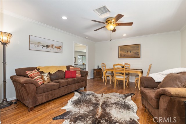 100 Piedmont Place, Paso Robles CA: https://media.crmls.org/medias/26ce658c-3b39-4601-ad76-3d9324097b9f.jpg