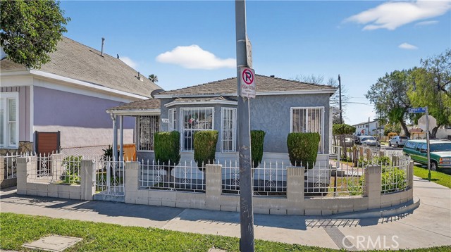 Detail Gallery Image 7 of 44 For 200 E Century Bld, Los Angeles,  CA 90003 - 2 Beds | 1 Baths