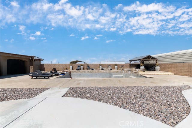 24625 Ledbury Road, Oro Grande CA: https://media.crmls.org/medias/26d0cc7f-9778-4f29-9fdf-8989ff44309d.jpg