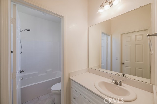 Detail Gallery Image 20 of 28 For 2882 Cedar Ln, Pomona,  CA 91767 - 3 Beds | 2/2 Baths