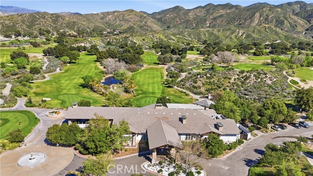 Detail Gallery Image 3 of 69 For 27139 Crystal Springs, Canyon Country,  CA 91387 - 4 Beds | 2/1 Baths