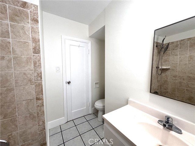 73 W Plymouth Street, Long Beach CA: https://media.crmls.org/medias/26d25130-af10-48f1-9214-18751dcd778b.jpg