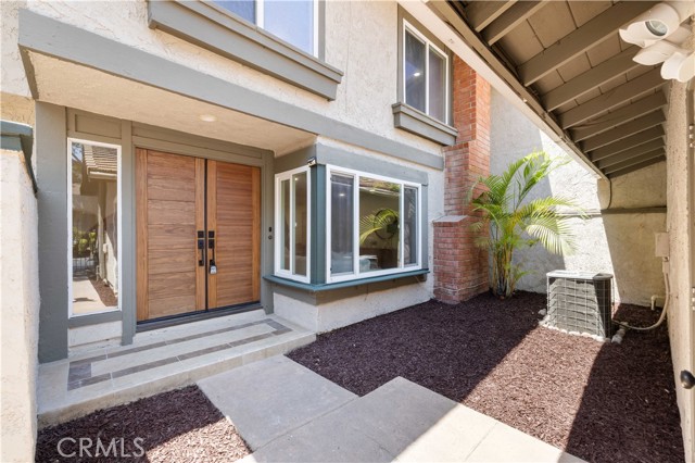 6511 E Circulo Dali, Anaheim Hills CA: https://media.crmls.org/medias/26d2d1e7-eaeb-4f09-80cd-14f7a433fb87.jpg