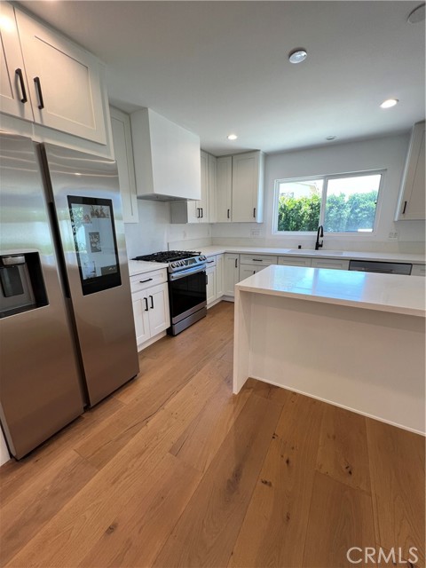 Detail Gallery Image 10 of 47 For 1863 Burleson, Thousand Oaks,  CA 91360 - 5 Beds | 2/1 Baths