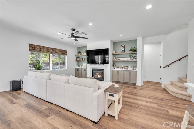 Detail Gallery Image 8 of 41 For 34387 Coppola, Temecula,  CA 92592 - 4 Beds | 3 Baths