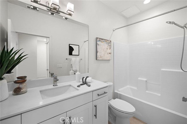 Detail Gallery Image 23 of 50 For 645 W 17th St, Costa Mesa,  CA 92627 - 3 Beds | 2/2 Baths