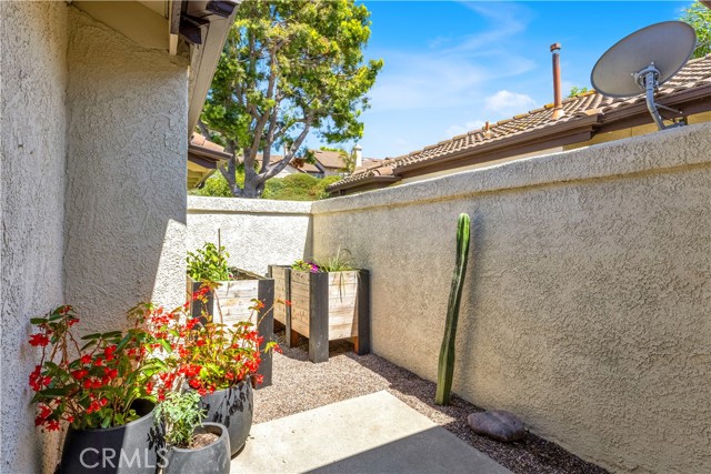 27237 Via Capri, San Juan Capistrano CA: https://media.crmls.org/medias/26d401ca-f623-44d5-b9c8-831d8025cc9e.jpg