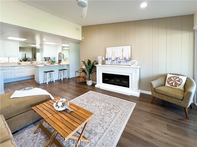 1533 Merion Way, M2-26D, Seal Beach CA: https://media.crmls.org/medias/26d43a4f-165d-44b1-a35f-457530506a4a.jpg