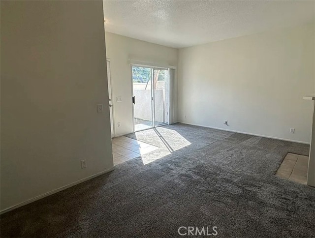 25524 #D Schubert Circle, Stevenson Ranch CA: https://media.crmls.org/medias/26d4c7fb-5688-4958-b471-7593dd65e7fa.jpg
