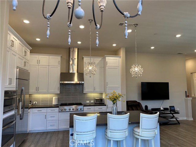 227 Carlow, Irvine CA: https://media.crmls.org/medias/26d4d1f9-60e1-4e25-8373-8b3acf909faf.jpg