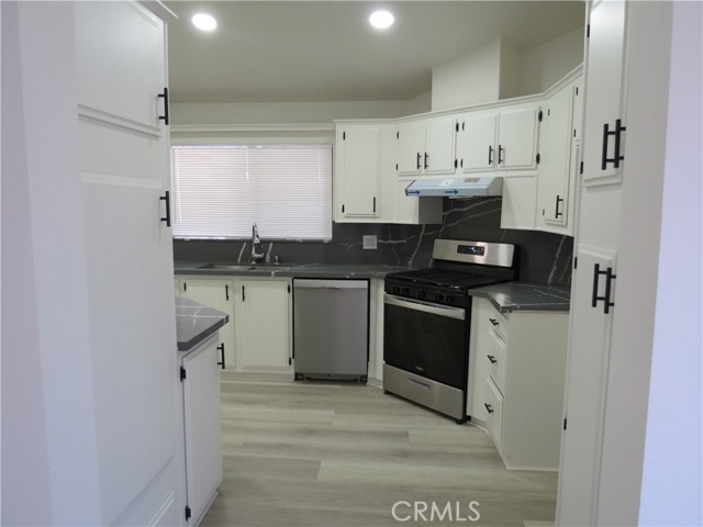601 N Kirby Street, Hemet CA: https://media.crmls.org/medias/26d4db51-5e82-4373-910d-0c41a1942151.jpg