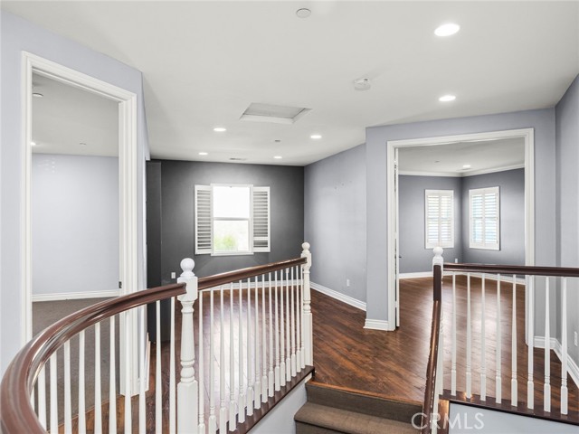 28002 Kenny Lane, Saugus CA: https://media.crmls.org/medias/26d75bc2-e4cd-47cd-90ff-6ed314e500a5.jpg
