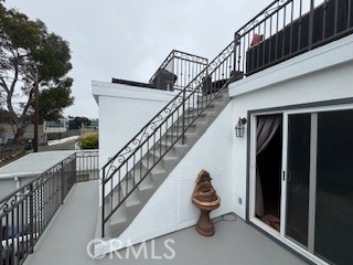 Detail Gallery Image 2 of 32 For 729 Longfellow Ave, Hermosa Beach,  CA 90254 - 4 Beds | 4 Baths