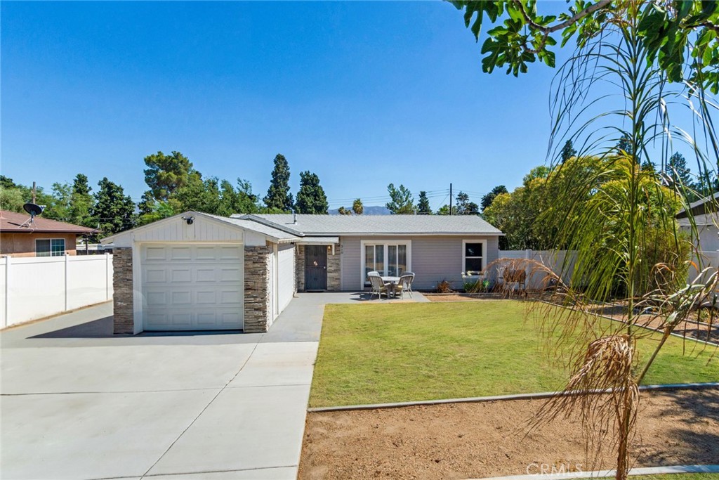 310 Santa Rita Place