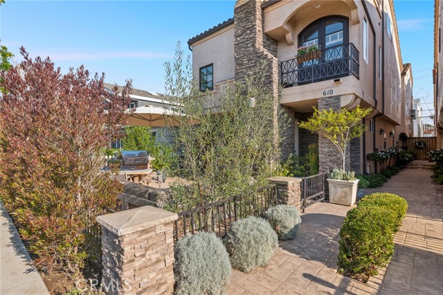 Detail Gallery Image 28 of 29 For 610 Marigold Ave, Corona Del Mar,  CA 92625 - 3 Beds | 3/1 Baths