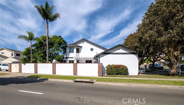 1231 Irena Avenue, Redondo Beach, California 90277, 4 Bedrooms Bedrooms, ,3 BathroomsBathrooms,Residential,For Sale,Irena Avenue,SB24215071