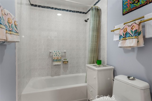 Detail Gallery Image 32 of 46 For 19512 Sierra Mia Rd, Irvine,  CA 92603 - 4 Beds | 2/1 Baths