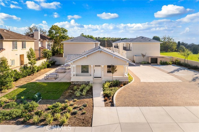 Front Image Thumbnail for CRTR26054461