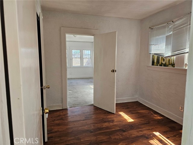 224 N Bixel, Los Angeles CA: https://media.crmls.org/medias/26dd008f-e03d-4f5b-9d75-e95850951c32.jpg