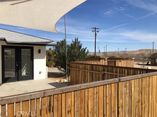 Detail Gallery Image 2 of 4 For 5808 Wainwright Ave, Twentynine Palms,  CA 92277 - 2 Beds | 1 Baths