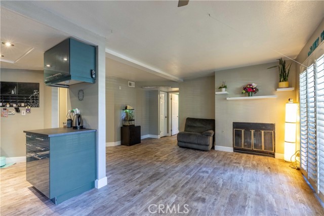 Detail Gallery Image 15 of 45 For 645 Chestnut Avenue #106,  Long Beach,  CA 90802 - 2 Beds | 2 Baths