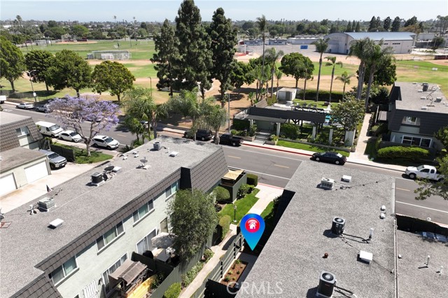 1634 Iowa Street, Costa Mesa CA: https://media.crmls.org/medias/26dee066-fad0-44dc-8ca7-75127eeee913.jpg