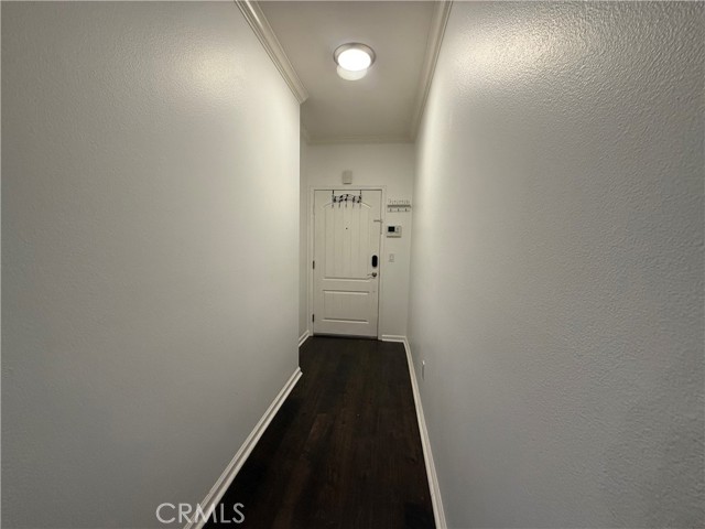 Detail Gallery Image 3 of 19 For 3401 S Bentley Ave #203,  Los Angeles,  CA 90034 - 2 Beds | 2 Baths