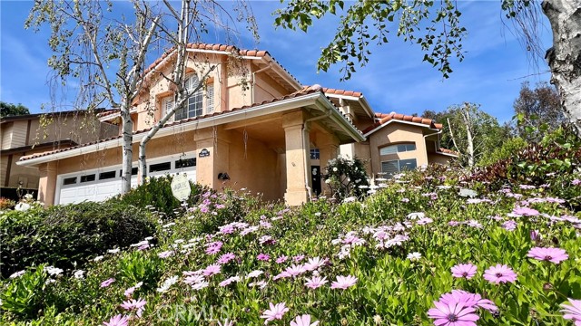 Detail Gallery Image 5 of 29 For 26941 Pembroke Ln, Lake Forest,  CA 92630 - 4 Beds | 3 Baths
