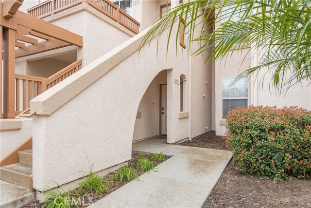 Detail Gallery Image 3 of 16 For 610 Sunrise Dr 10e,  Santa Maria,  CA 93455 - 2 Beds | 2 Baths