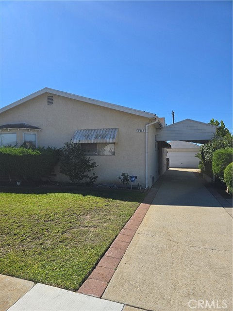 806 West Markland photo 3