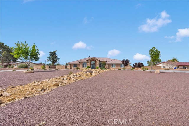 Detail Gallery Image 57 of 69 For 19501 Kinai Rd, Apple Valley,  CA 92307 - 4 Beds | 2/1 Baths