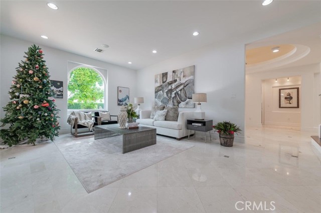 801 S Michillinda Avenue, Pasadena CA: https://media.crmls.org/medias/26e0b1f5-a12c-4cb2-a62a-c139d484b8b6.jpg
