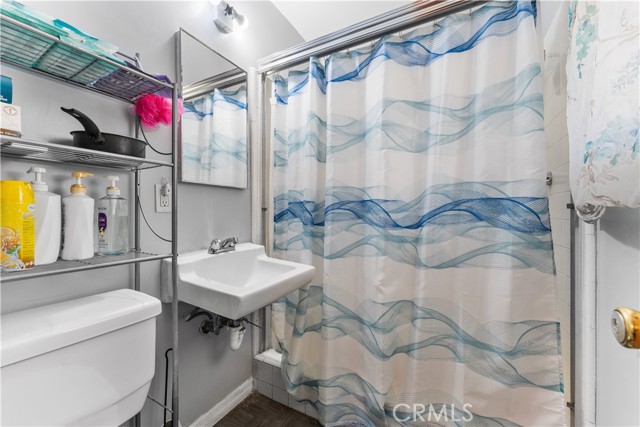 Detail Gallery Image 24 of 41 For 13525 Simshaw, Sylmar,  CA 91342 - 3 Beds | 2 Baths