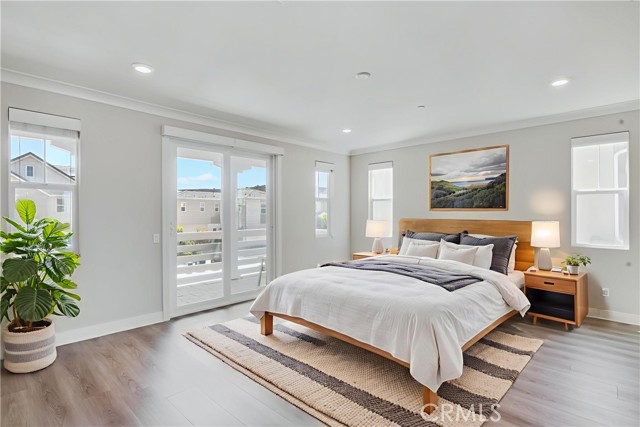 54 Sagan Way, Irvine CA: https://media.crmls.org/medias/26e1a84b-ba26-405a-8b24-714a3c019d22.jpg