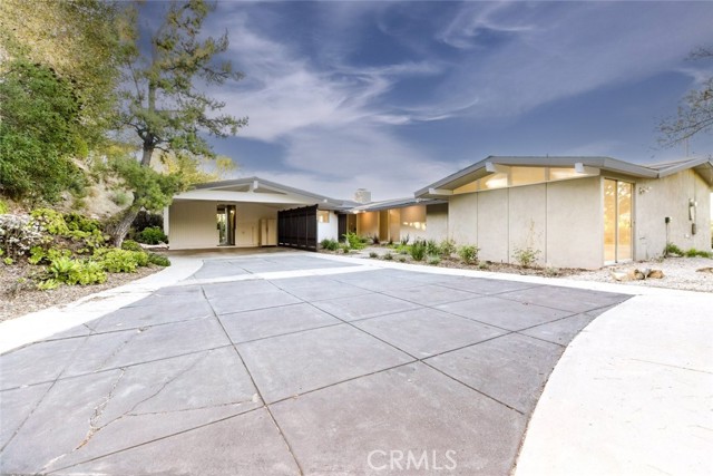 Front Image Thumbnail for CRSR25243669