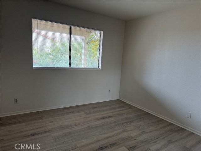 Detail Gallery Image 12 of 18 For 13715 Hidden Valley, Victorville,  CA 92395 - 4 Beds | 3 Baths