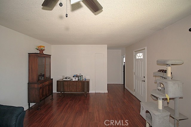 Detail Gallery Image 14 of 49 For 36703 Bel Air, Barstow,  CA 92311 - 3 Beds | 1/1 Baths