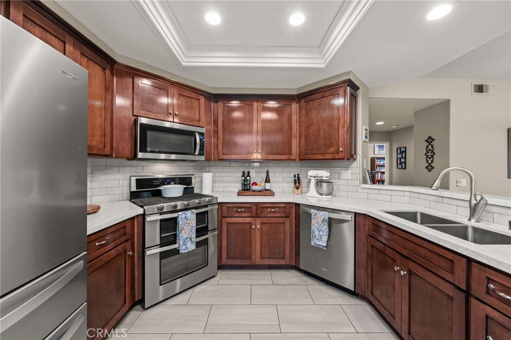 MLS #CV25253774 image #11