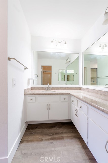 26129 Mcbean Pkwy, Valencia CA: https://media.crmls.org/medias/26e4095c-20ea-43d4-9433-eb56007146ba.jpg