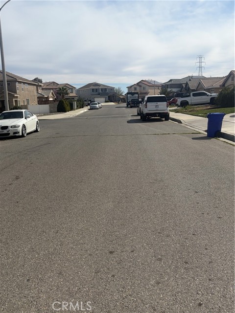 Detail Gallery Image 5 of 49 For 11503 Russet Pl, Adelanto,  CA 92301 - 3 Beds | 2 Baths