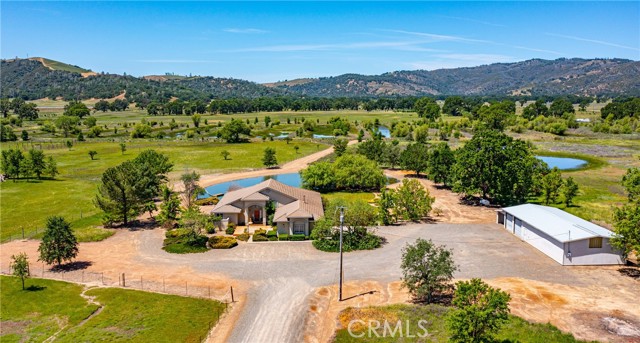 Detail Gallery Image 22 of 71 For 12285 High Valley Rd, Clearlake Oaks,  CA 95423 - 4 Beds | 3 Baths