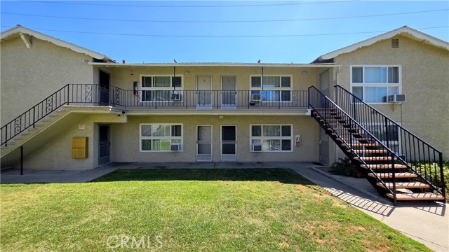 2334 E Santa Fe Unit: 3